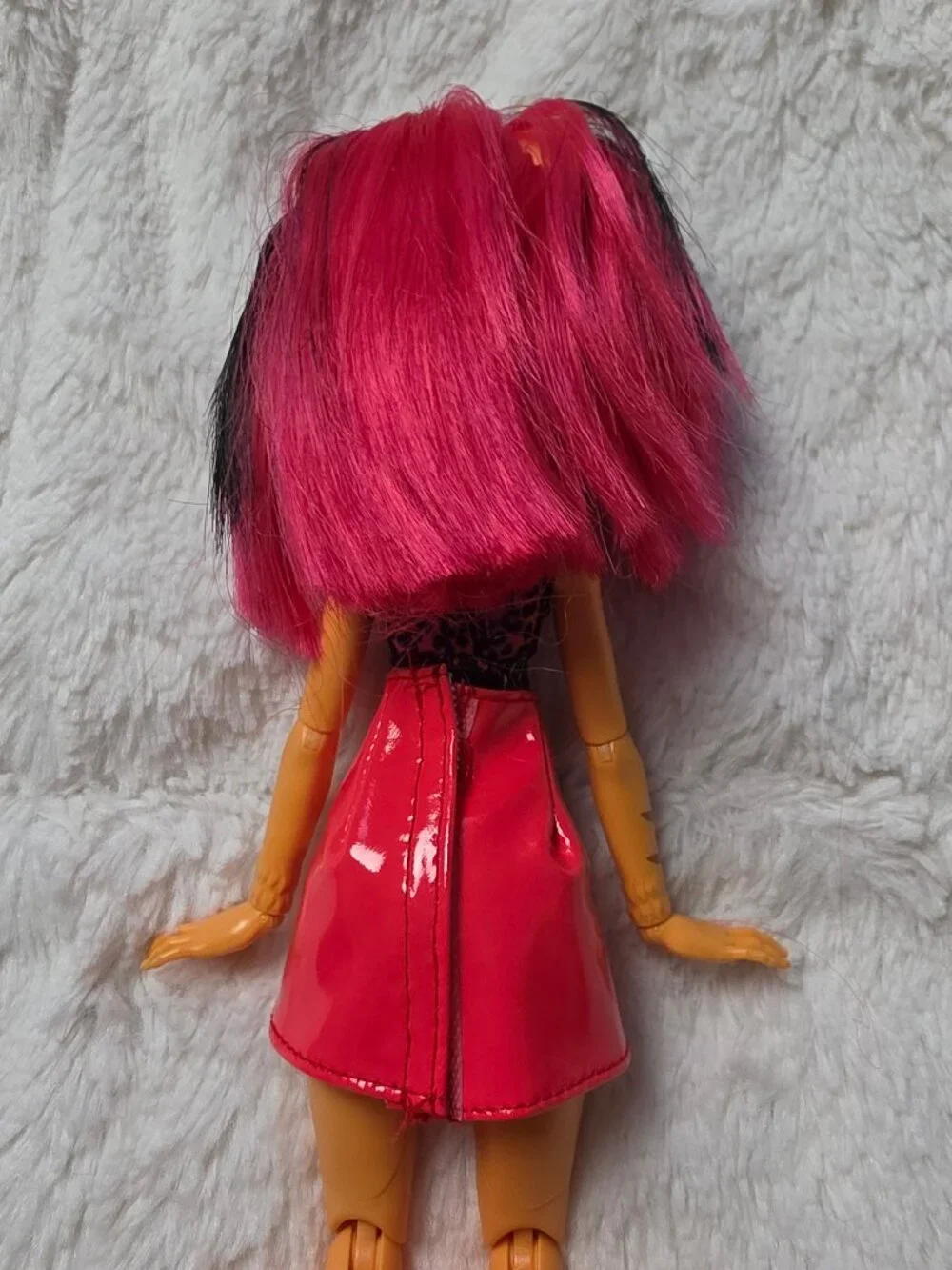 2023 Monster High Toralei Stripe Neon Frights Fashion Doll Mattel G3 Skulltimate